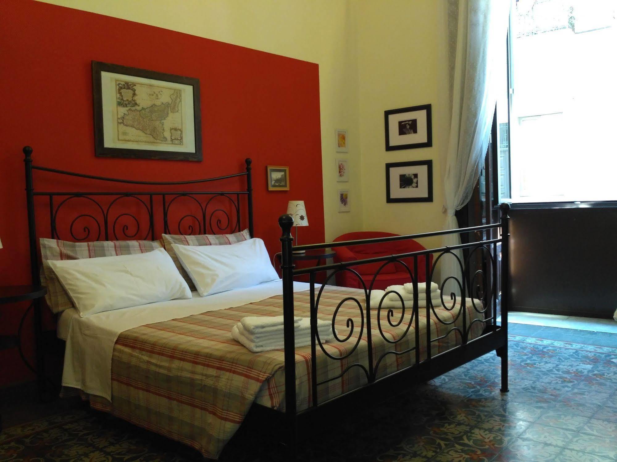Casa Barbero Charme B&B Catánia Buitenkant foto